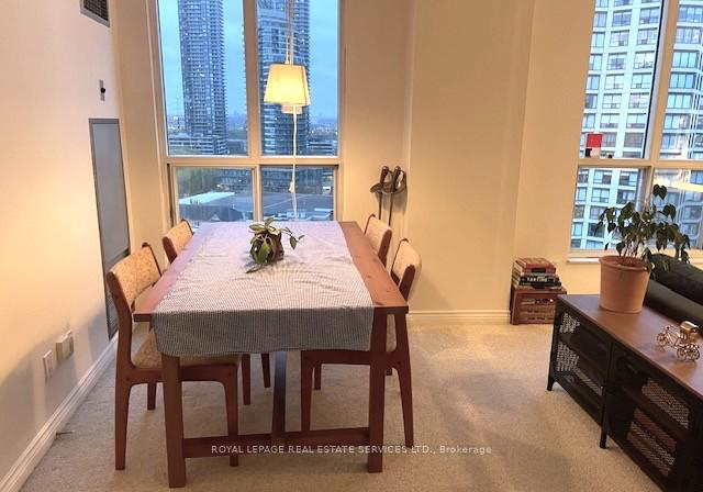 2285-lake-shore-boulevard-w-etobicoke-ontario-w12532044