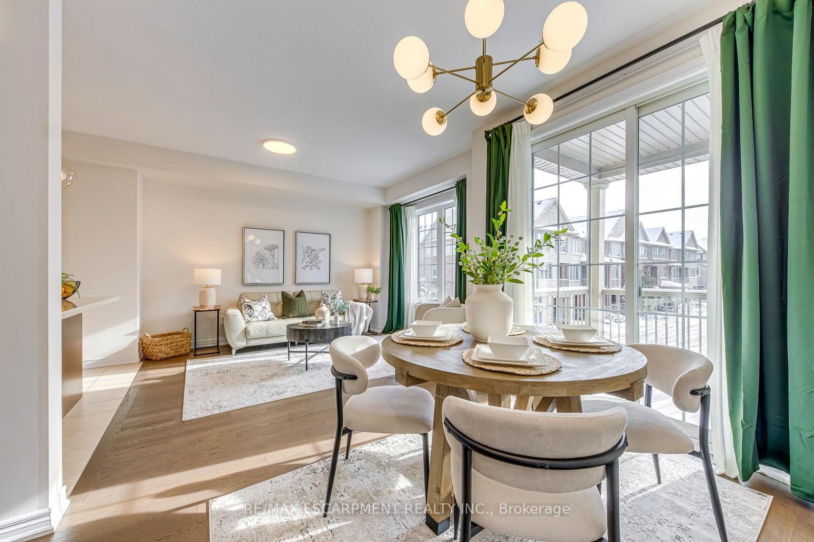 383-grantham-common-oakville-ontario-w12532104