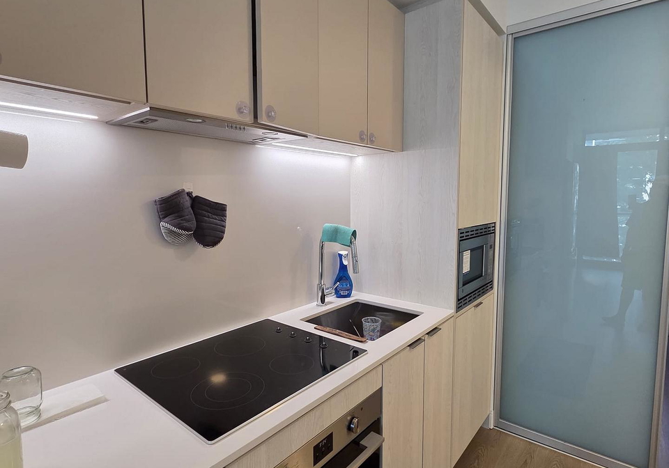 86-dundas-street-e-mississauga-ontario-w12532784