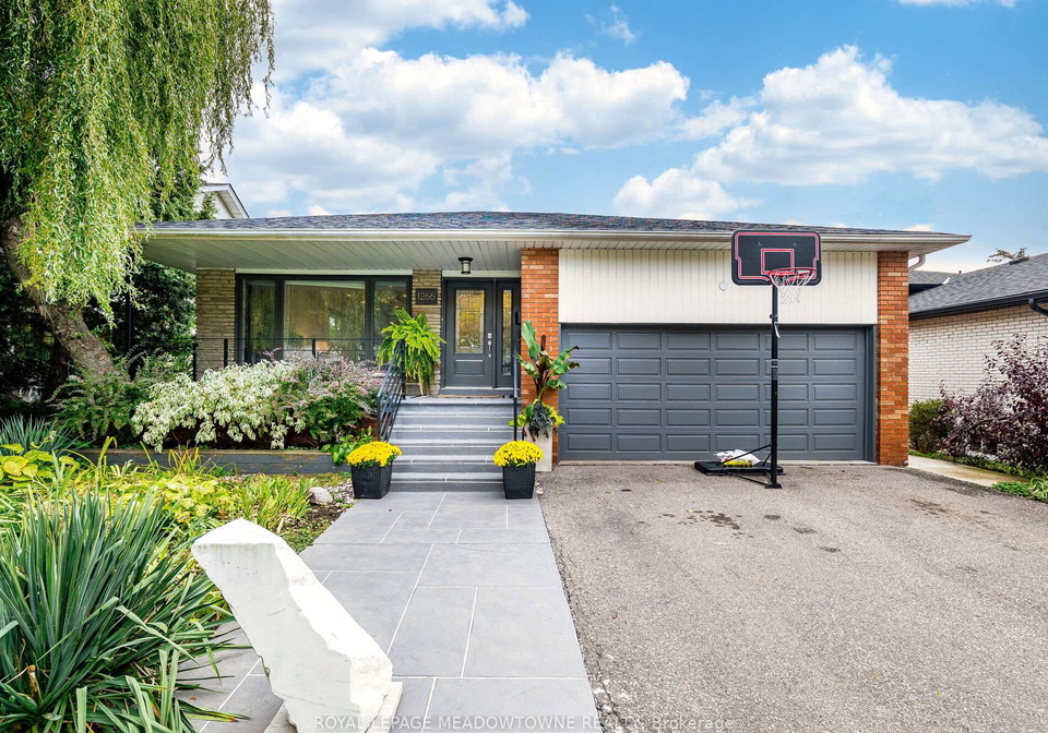 1266-winding-trail-mississauga-ontario-w12532906