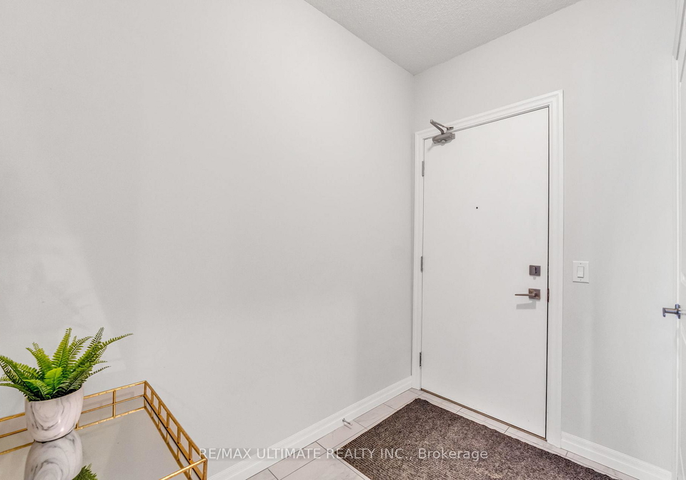 5001-corporate-drive-burlington-ontario-w12533062