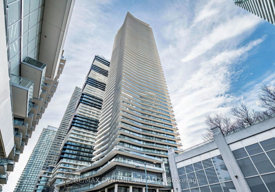 38-annie-craig-drive-etobicoke-ontario-w12533342