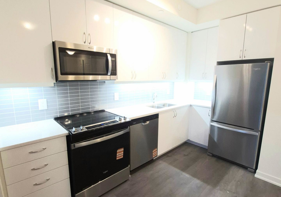 38-annie-craig-drive-etobicoke-ontario-w12533342
