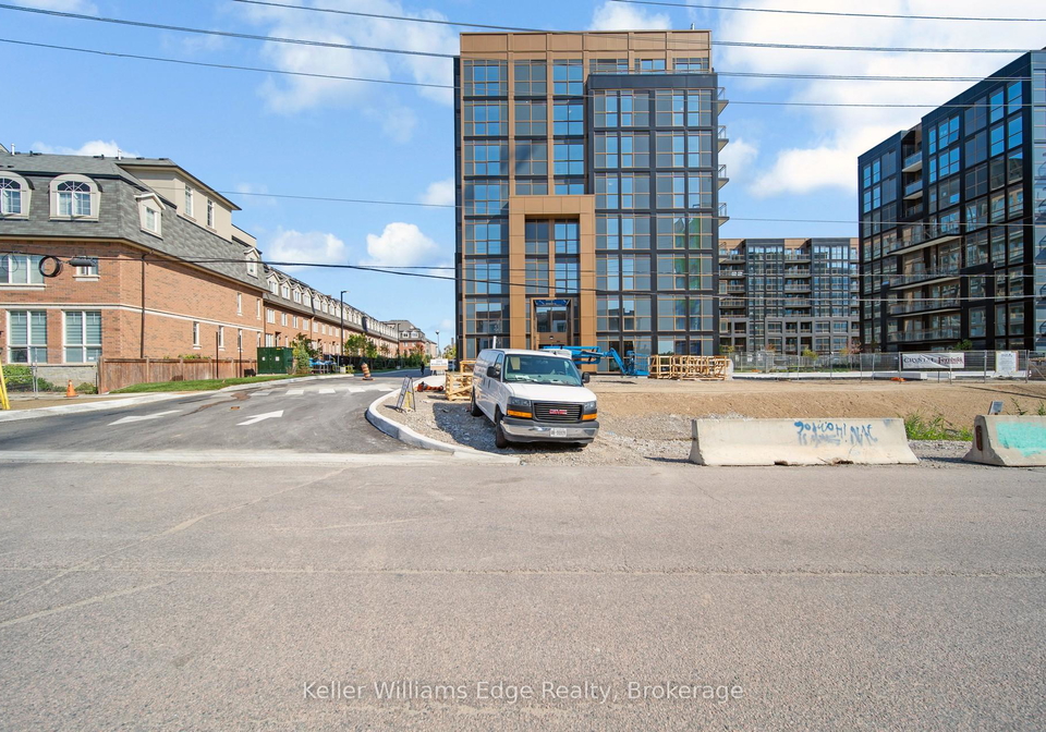 2343-khalsa-gate-oakville-ontario-w12533528