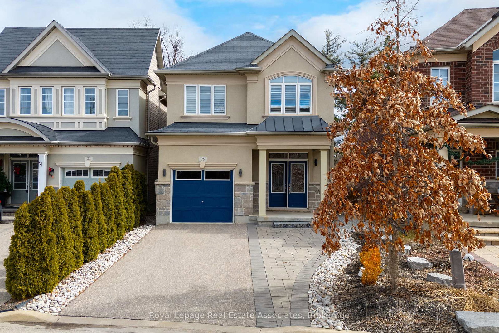 25-upper-canada-court-halton-hills-ontario-w12533610