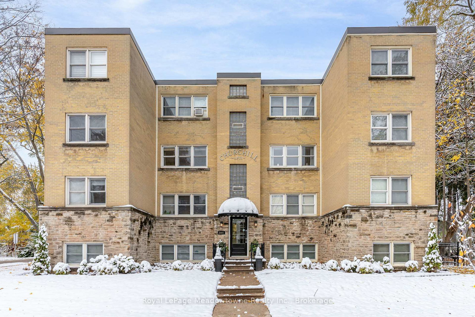 2405-lakeshore-road-burlington-ontario-w12533832