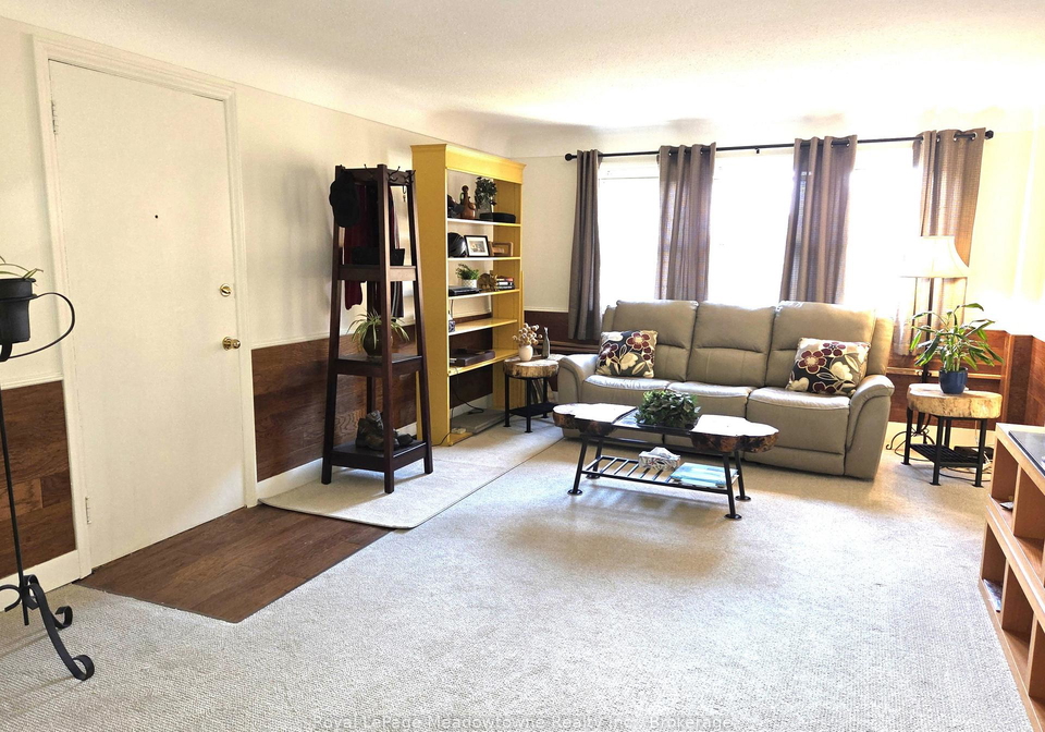 2405-lakeshore-road-burlington-ontario-w12533832