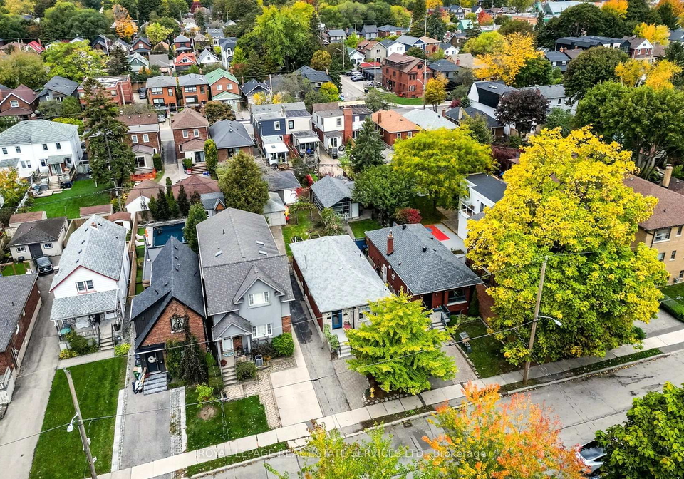 44-fourth-street-etobicoke-ontario-w12533978