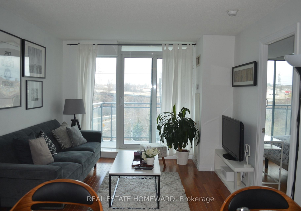 2121-lakeshore-boulevard-w-etobicoke-ontario-w12535396