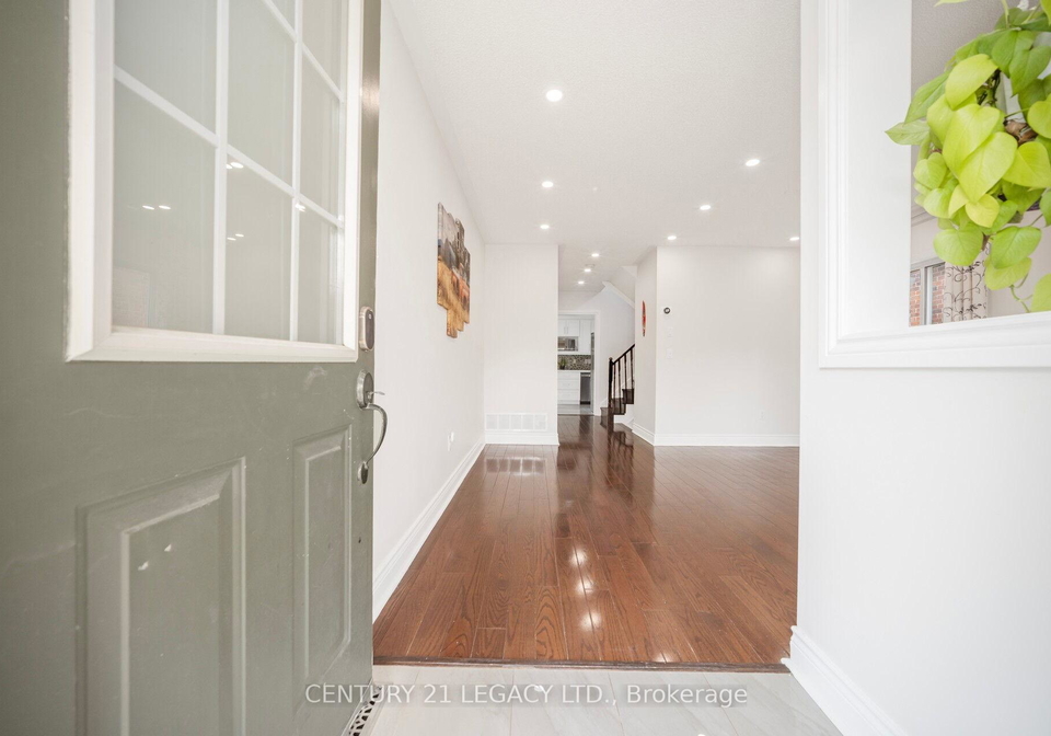 28-sunnybrook-crescent-brampton-ontario-w12535570