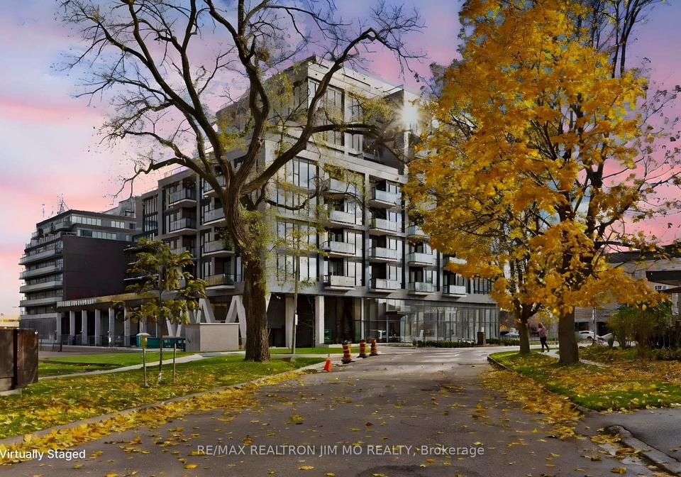 7-smith-crescent-etobicoke-ontario-w12535578