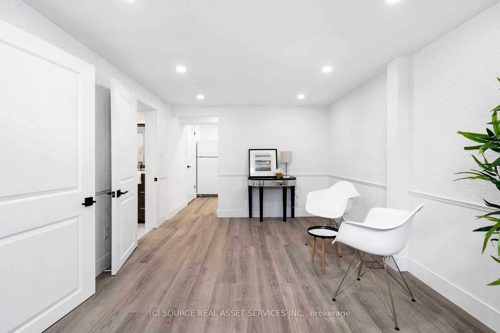 411-enfield-road-burlington-ontario-w12535686