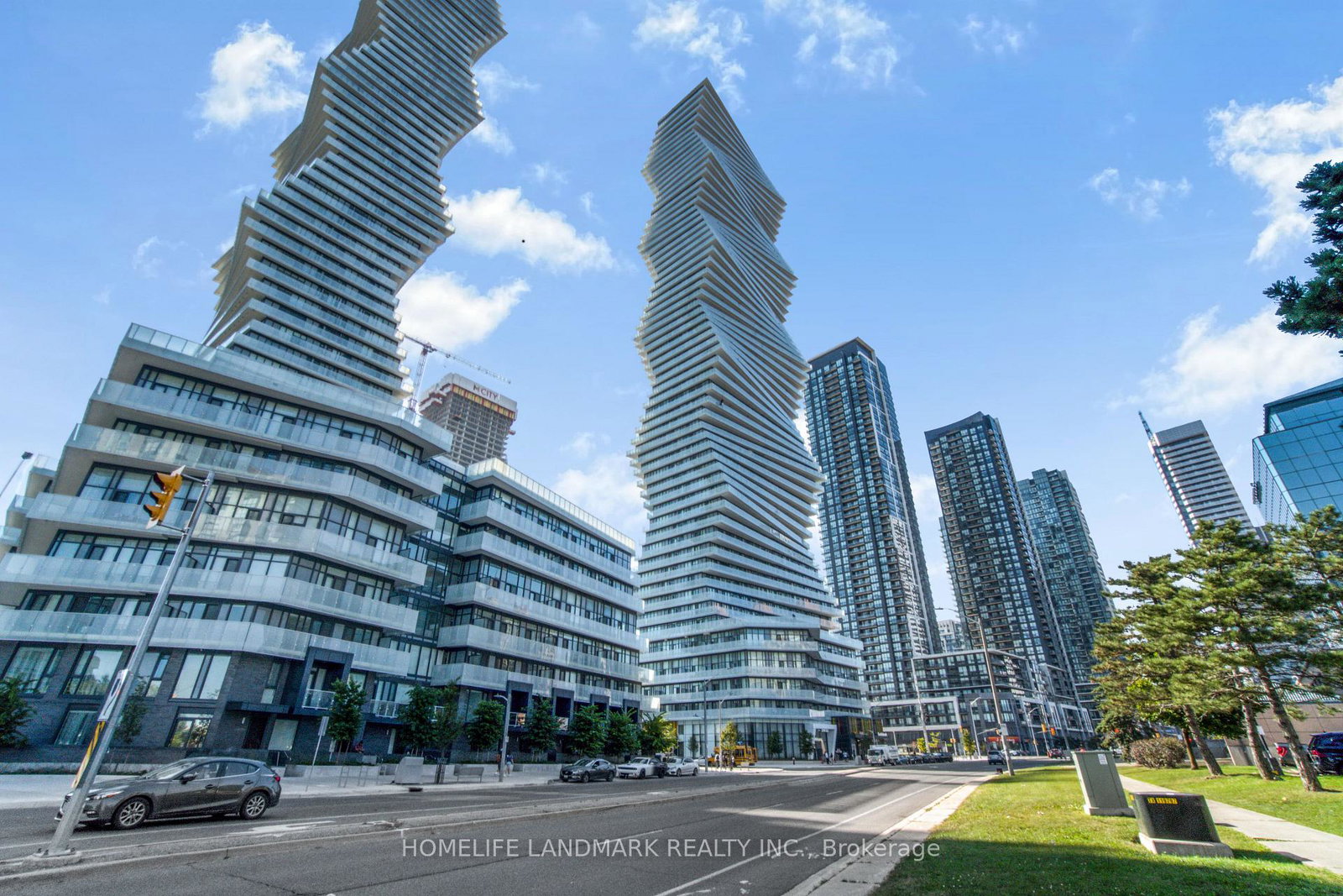 3900-confederation-parkway-mississauga-ontario-w12535792