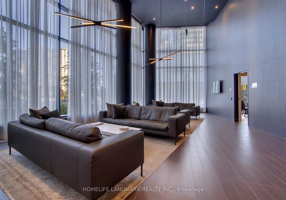 3900-confederation-parkway-mississauga-ontario-w12535792