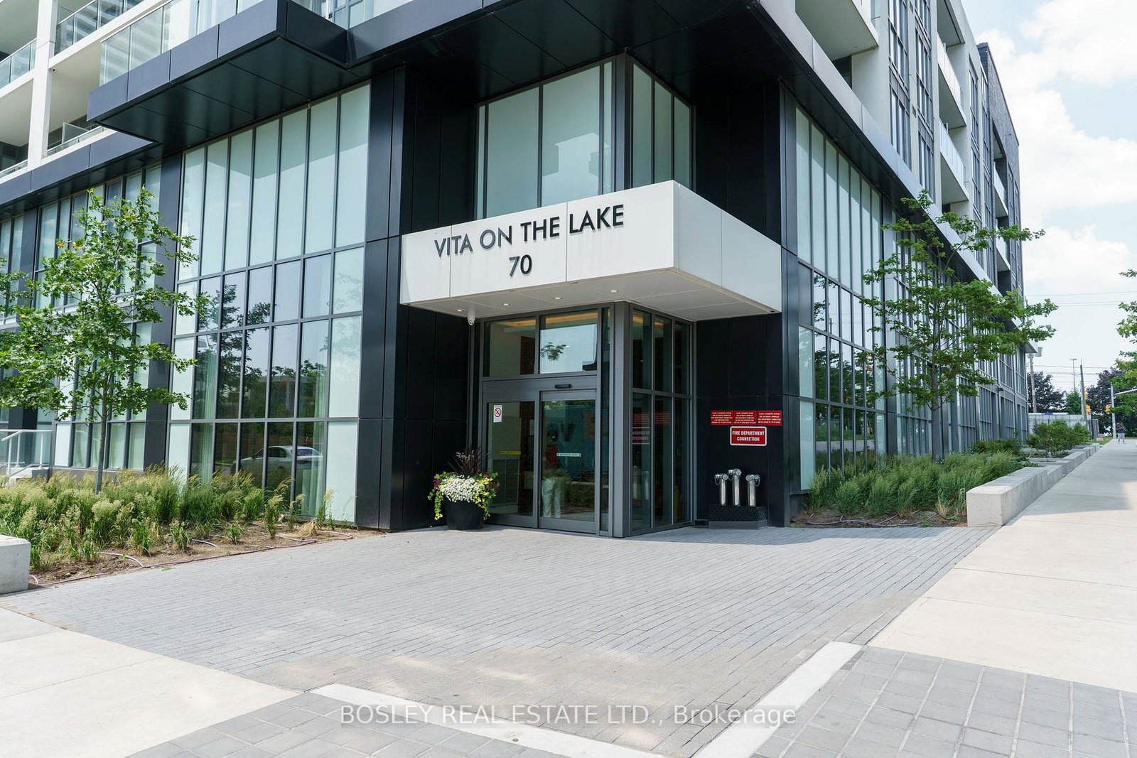 70-annie-craig-drive-etobicoke-ontario-w12535886