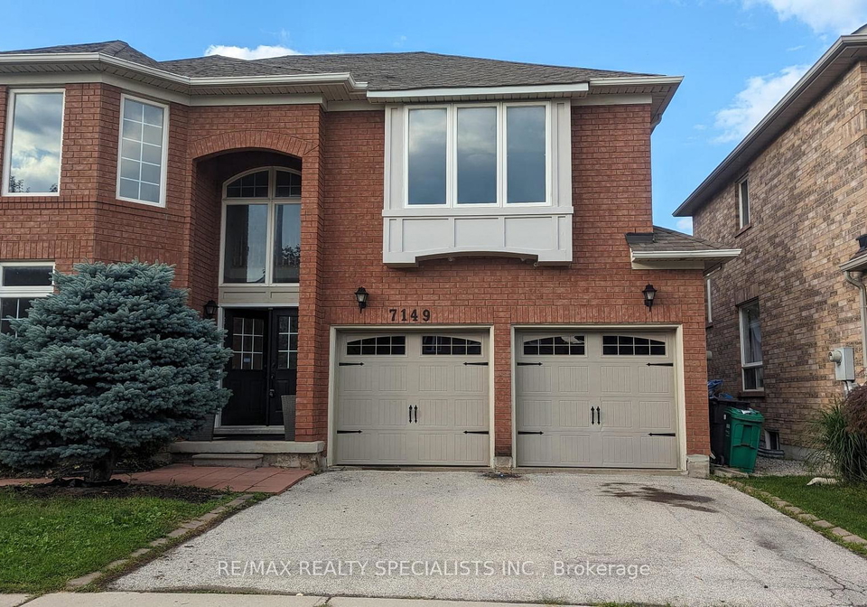 7149-sunthorpe-lane-mississauga-ontario-w12535976