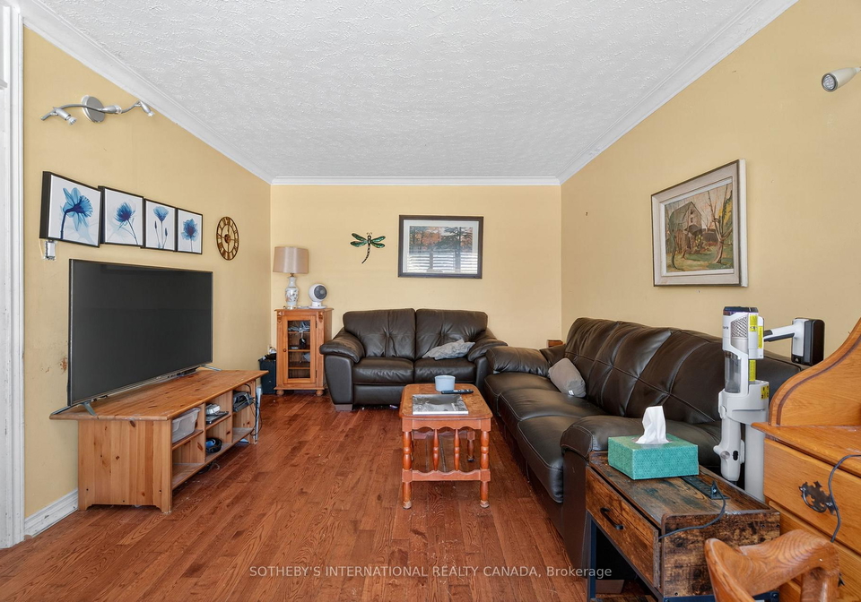 18-rossburn-drive-etobicoke-ontario-w12536040