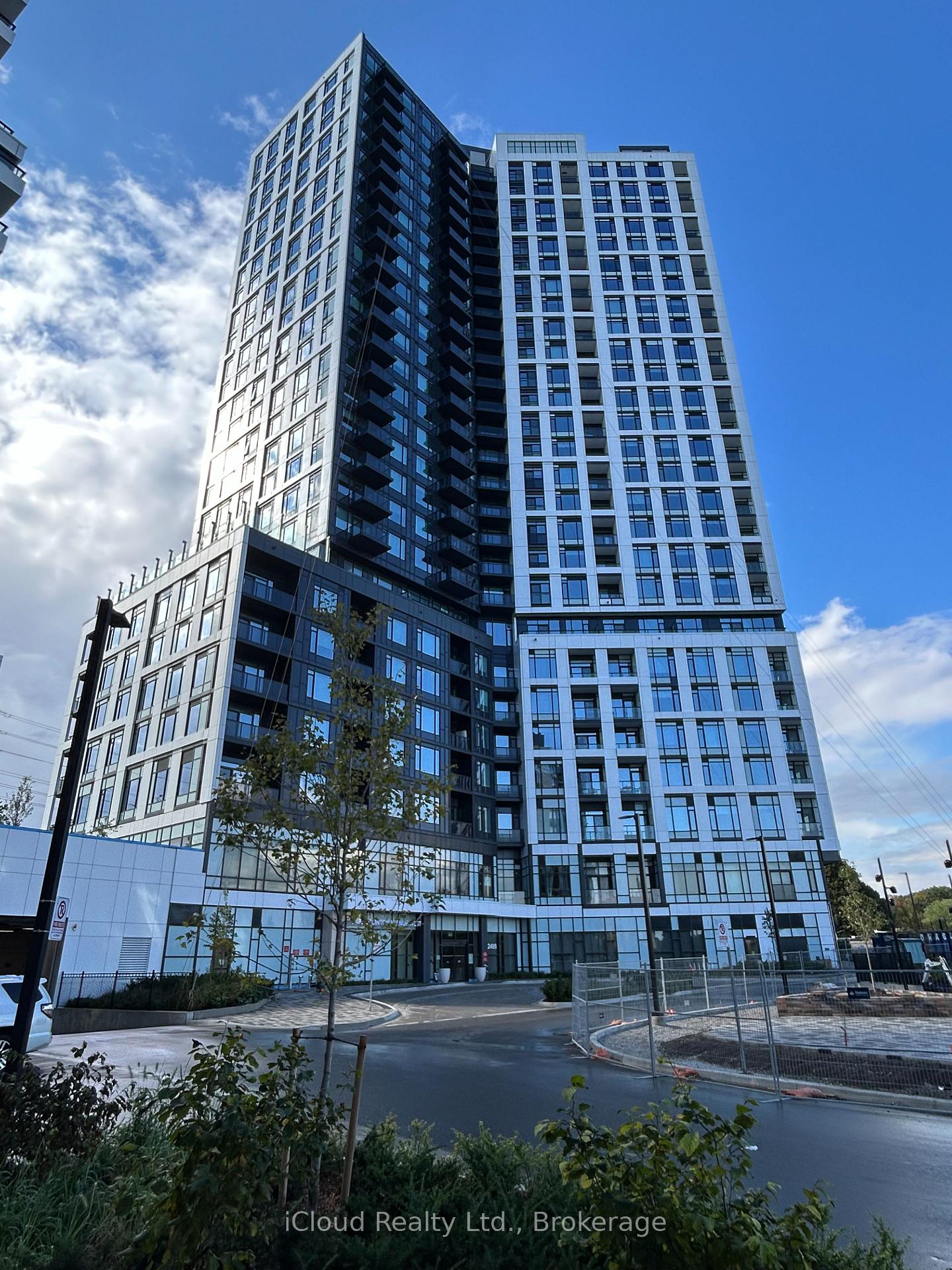 2495-eglinton-avenue-w-mississauga-ontario-w12536158