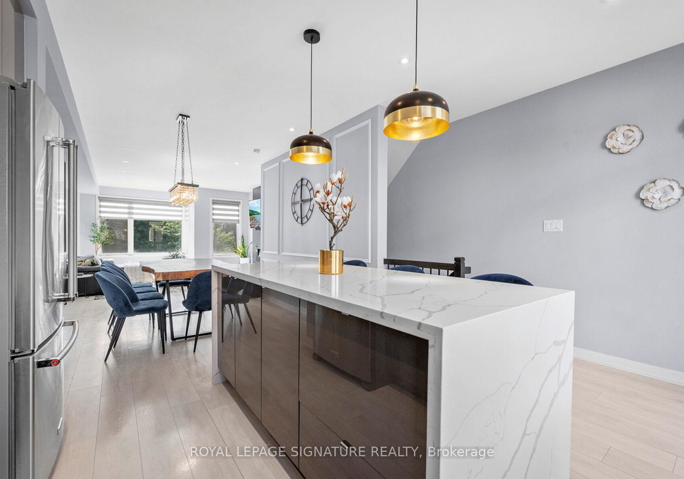 173-sabina-drive-oakville-ontario-w12536484