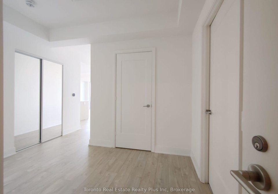 70-annie-craig-drive-etobicoke-ontario-w12536834