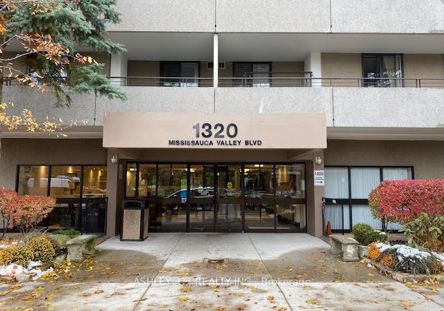 1320-mississauga-valley-boulevard-mississauga-ontario-w12537326