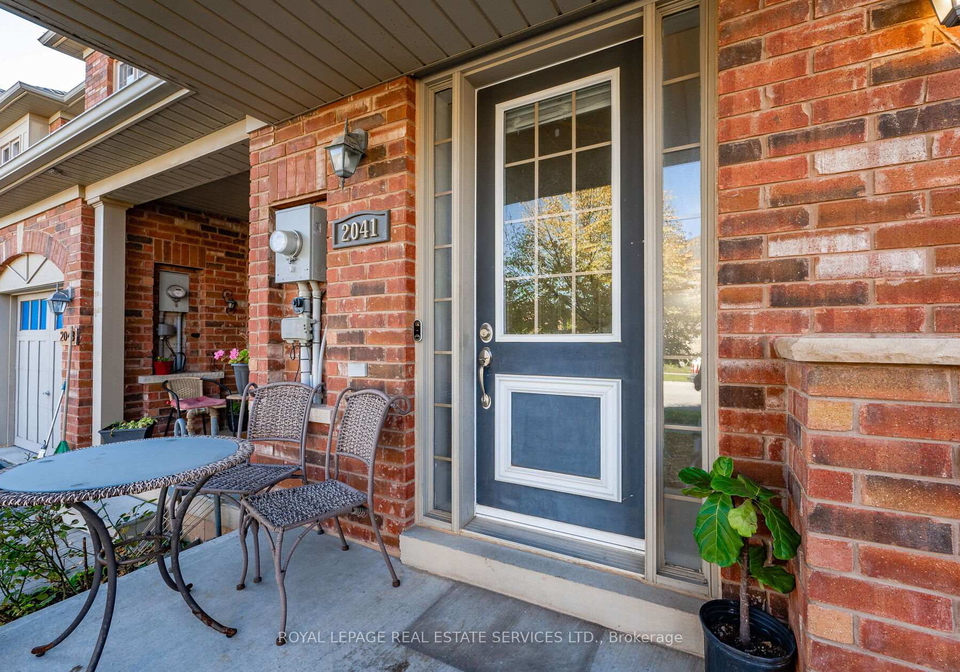 2041-fiddlers-way-oakville-ontario-w12537400