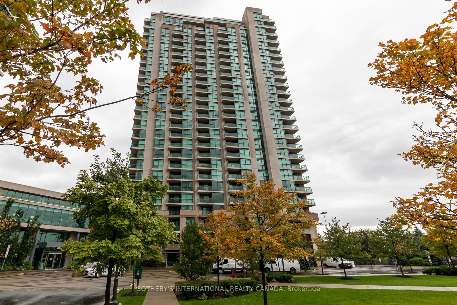 235-sherway-gardens-road-etobicoke-ontario-w12537516