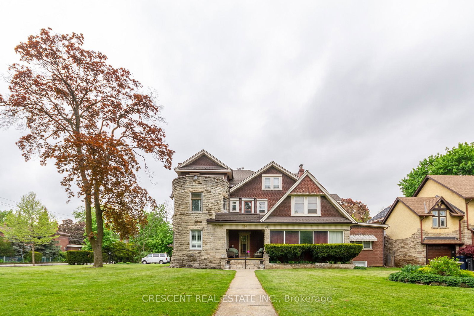 180-queens-drive-north-york-ontario-w12537634