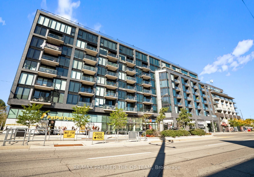 7-smith-crescent-n-etobicoke-ontario-w12537690