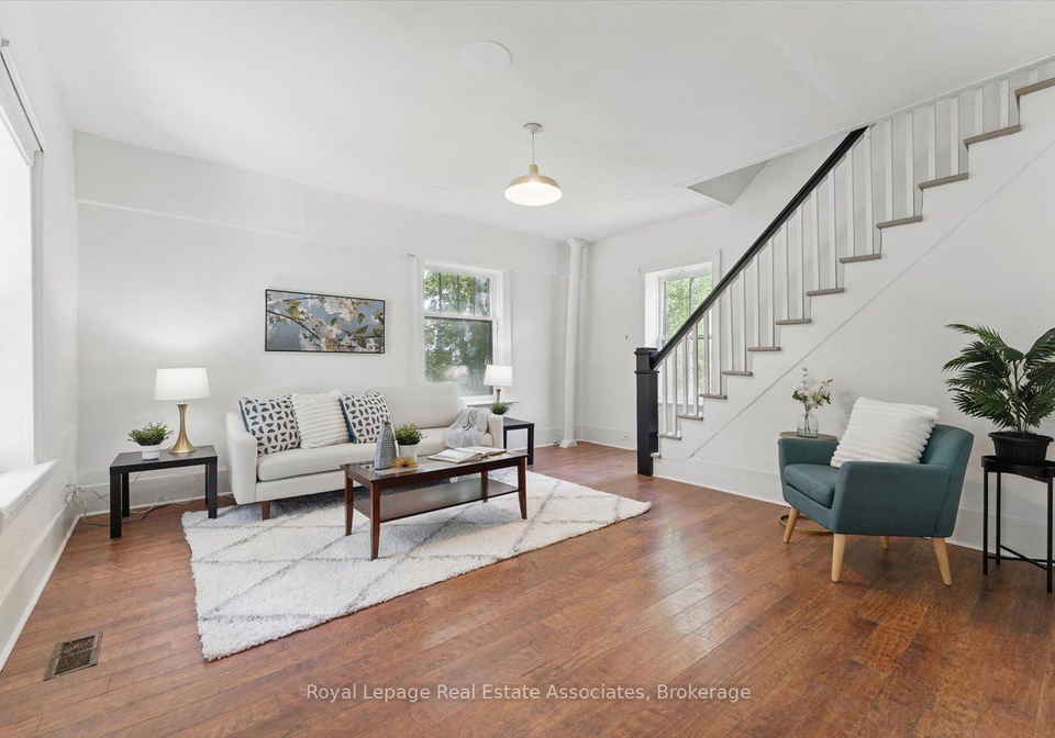 401-draper-street-halton-hills-ontario-w12537728