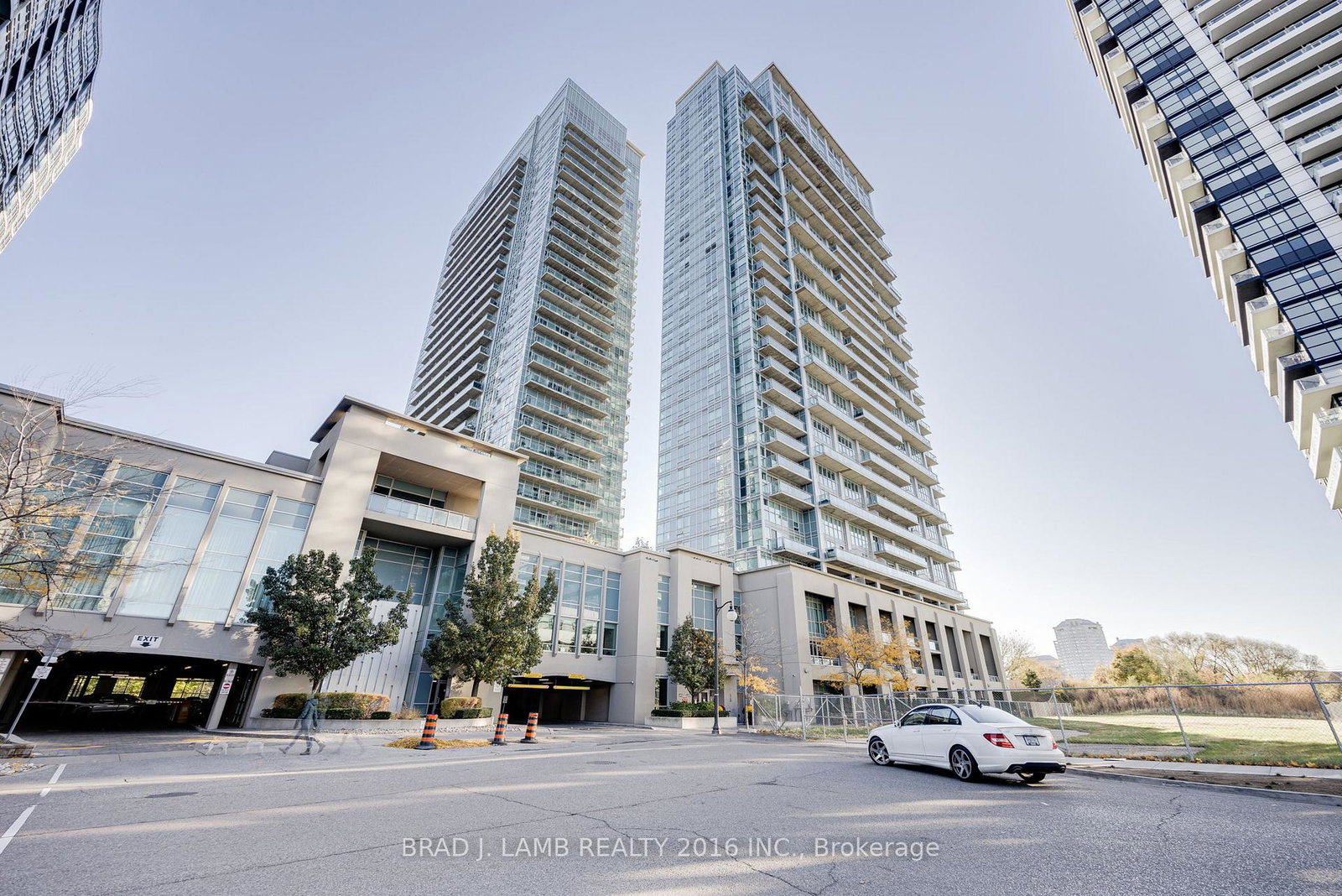 165-legion-road-n-etobicoke-ontario-w12538030