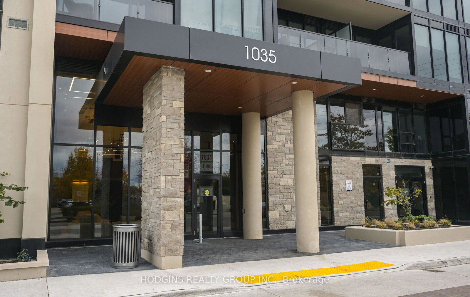 1035-southdown-road-mississauga-ontario-w12538192