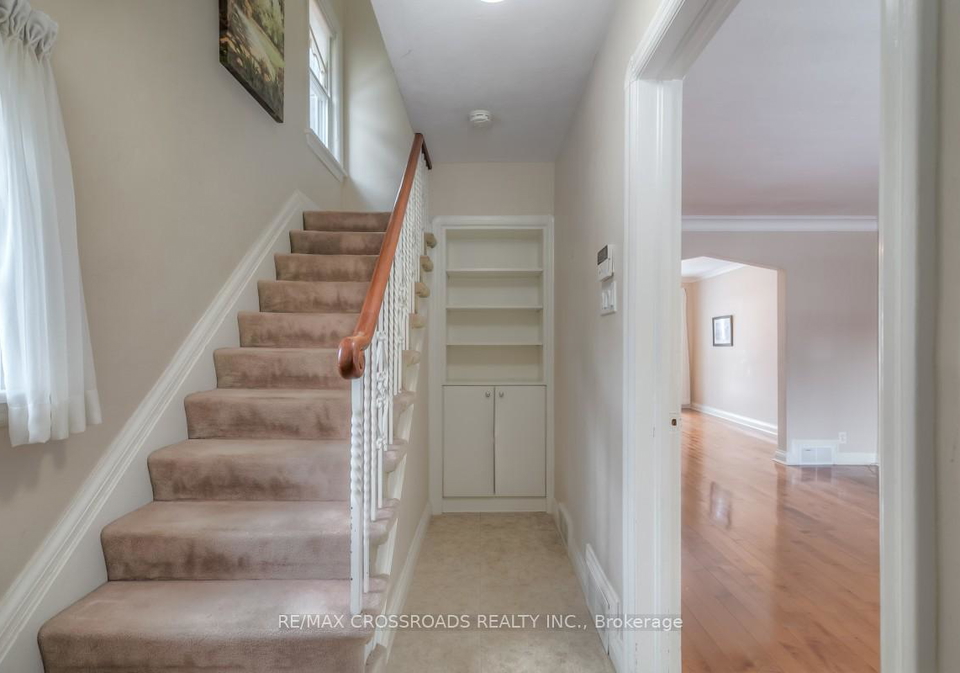 363-hopewell-avenue-north-york-ontario-w12538346