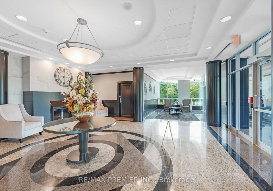 1403-royal-york-road-etobicoke-ontario-w12538694