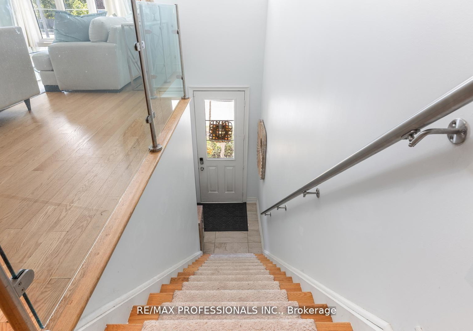 16-dryden-way-etobicoke-ontario-w12538962
