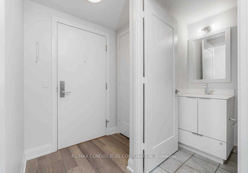 56-annie-craig-drive-etobicoke-ontario-w12539024