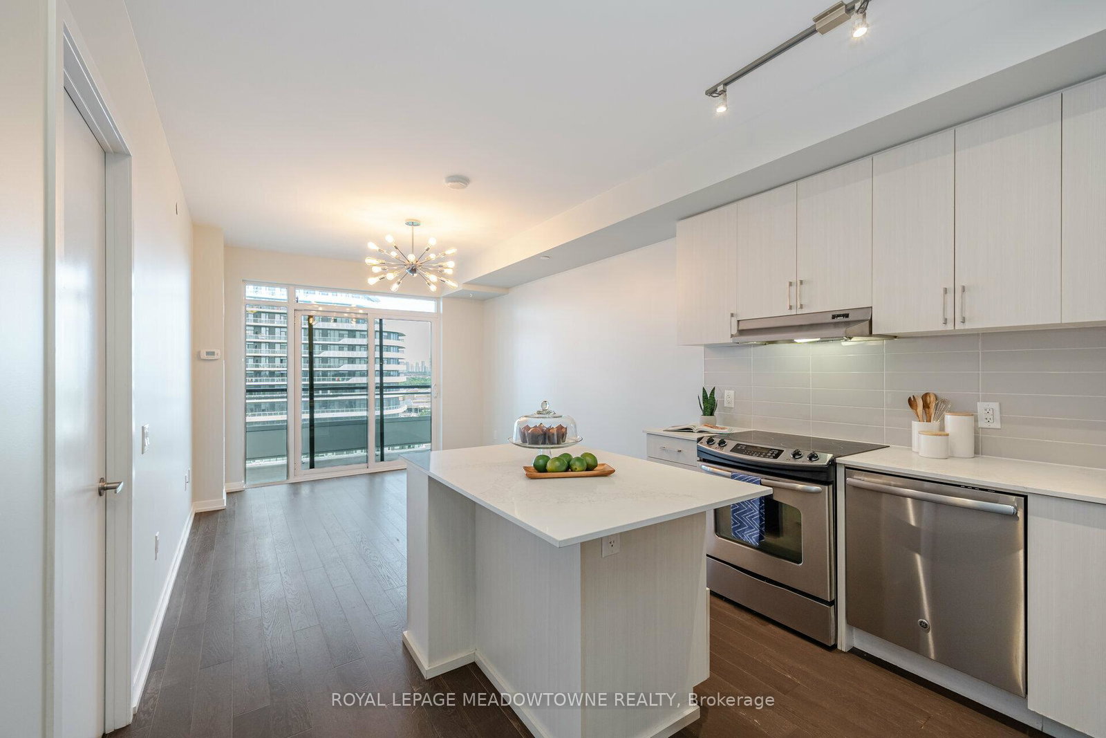 2560-eglinton-avenue-w-mississauga-ontario-w12539096