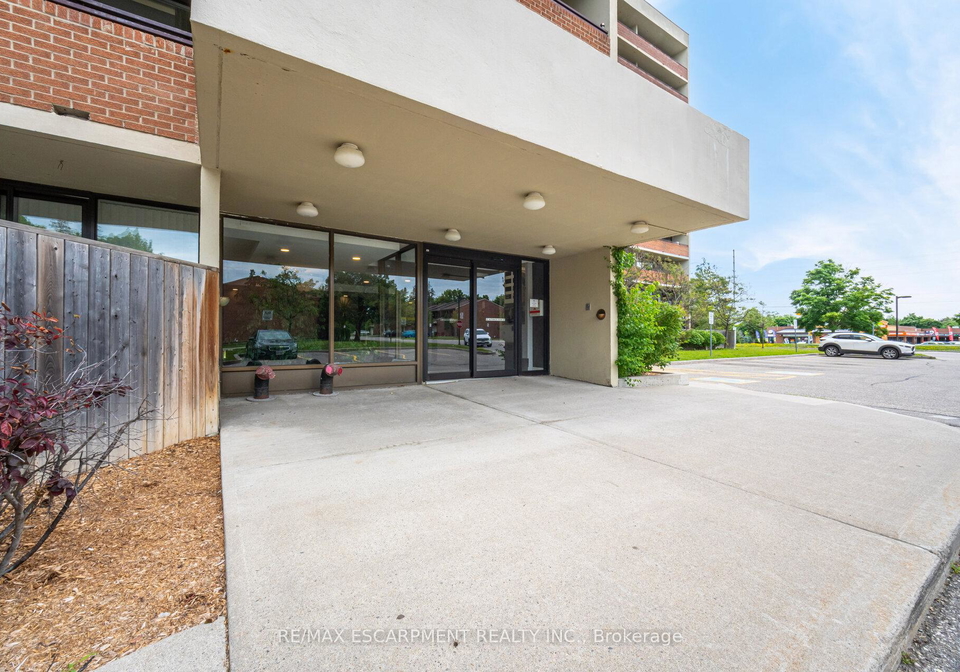 2301-derry-road-w-mississauga-ontario-w12539408