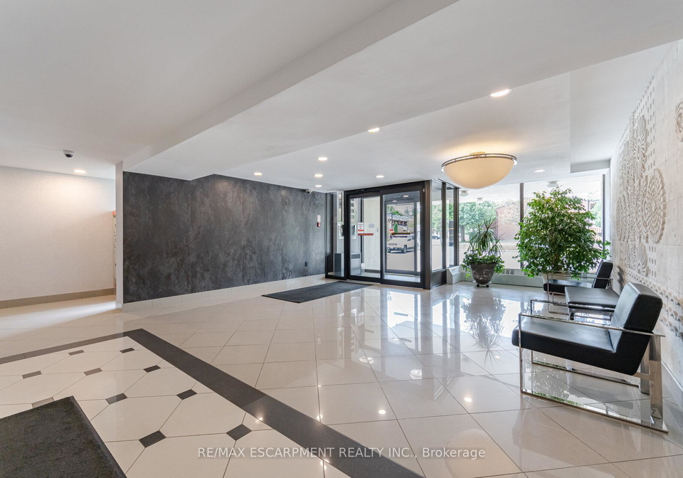 2301-derry-road-w-mississauga-ontario-w12539408