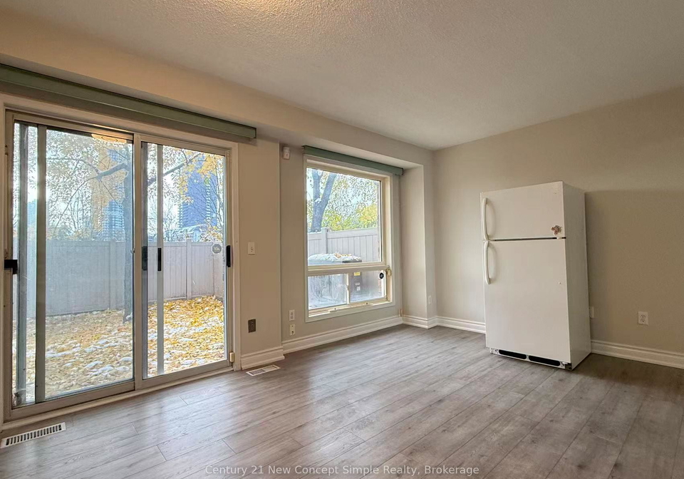180-forum-drive-mississauga-ontario-w12539466