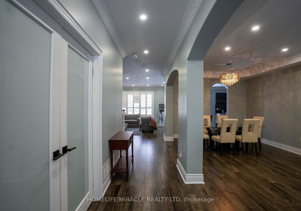 949-mcneil-drive-milton-ontario-w12539628