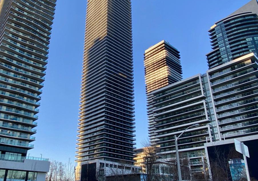 70-annie-craig-drive-etobicoke-ontario-w12539652