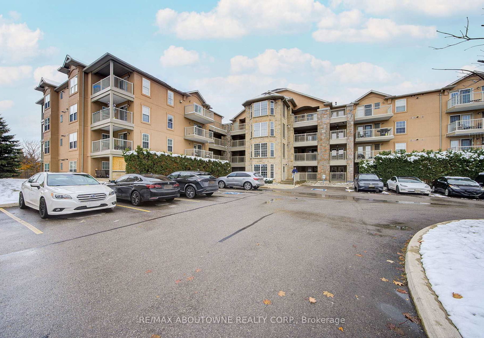 1460-bishops-gate-oakville-ontario-w12540514