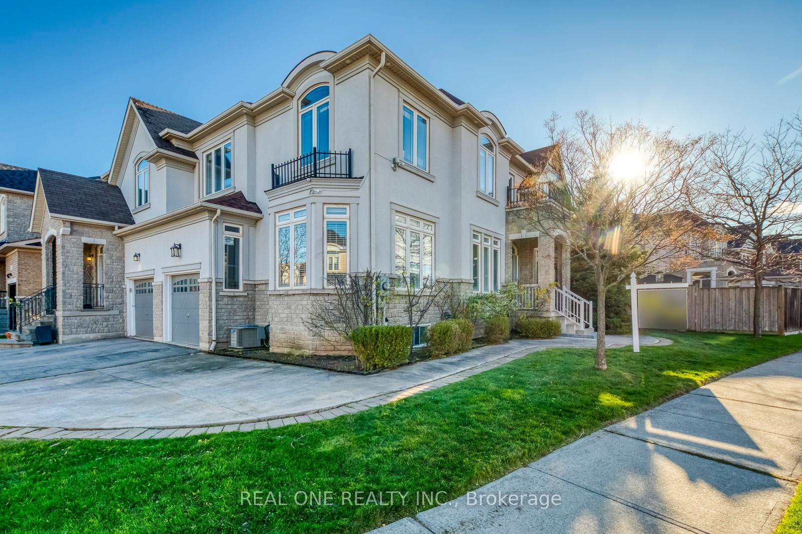 1254-jezero-crescent-oakville-ontario-w12540700