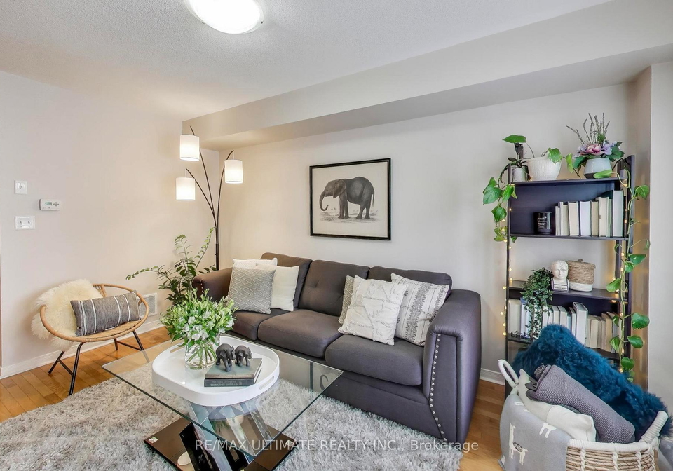 8-odoardo-disanto-circle-york-ontario-w12540764