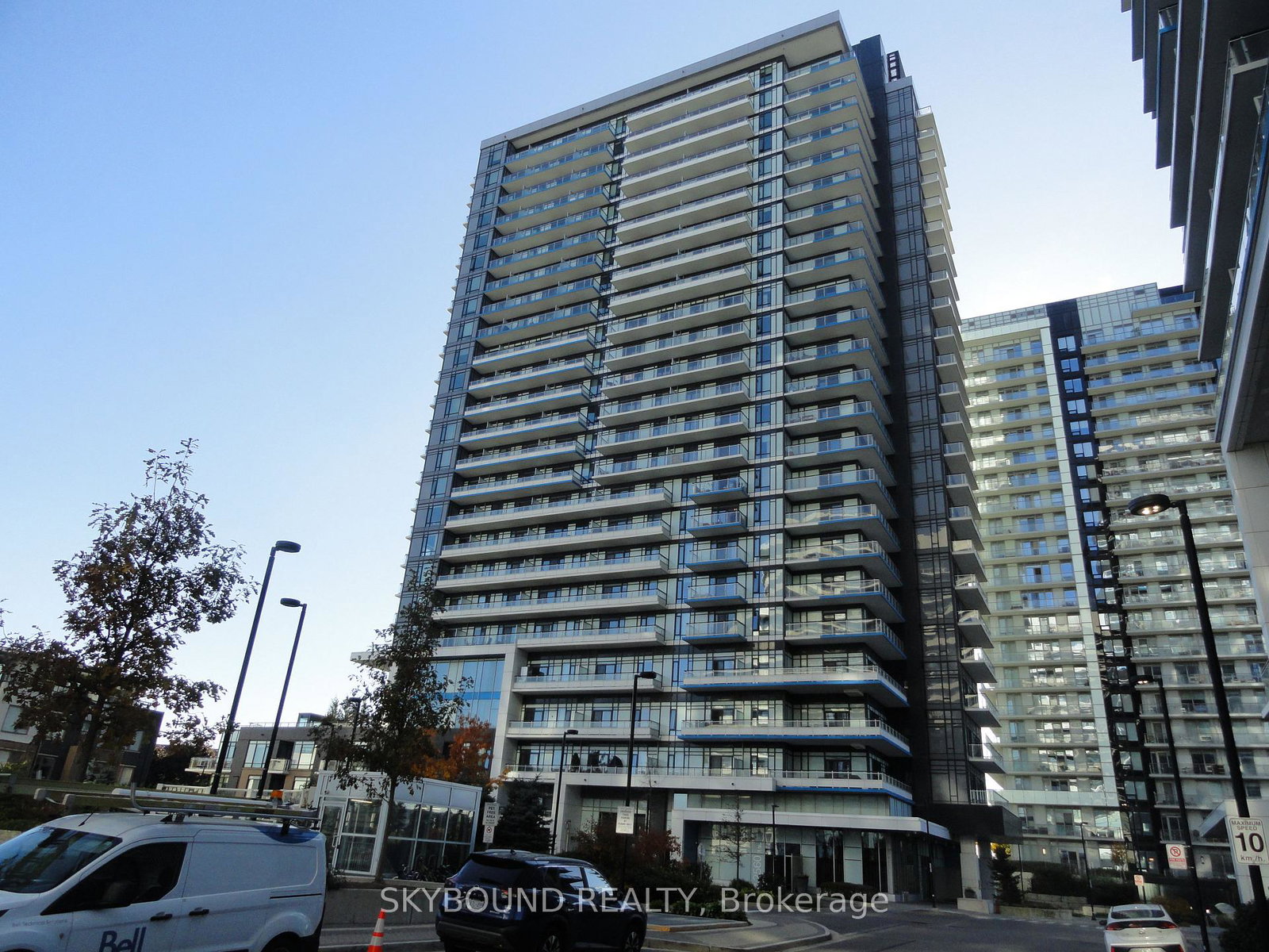 2560-eglinton-avenue-w-mississauga-ontario-w12541000