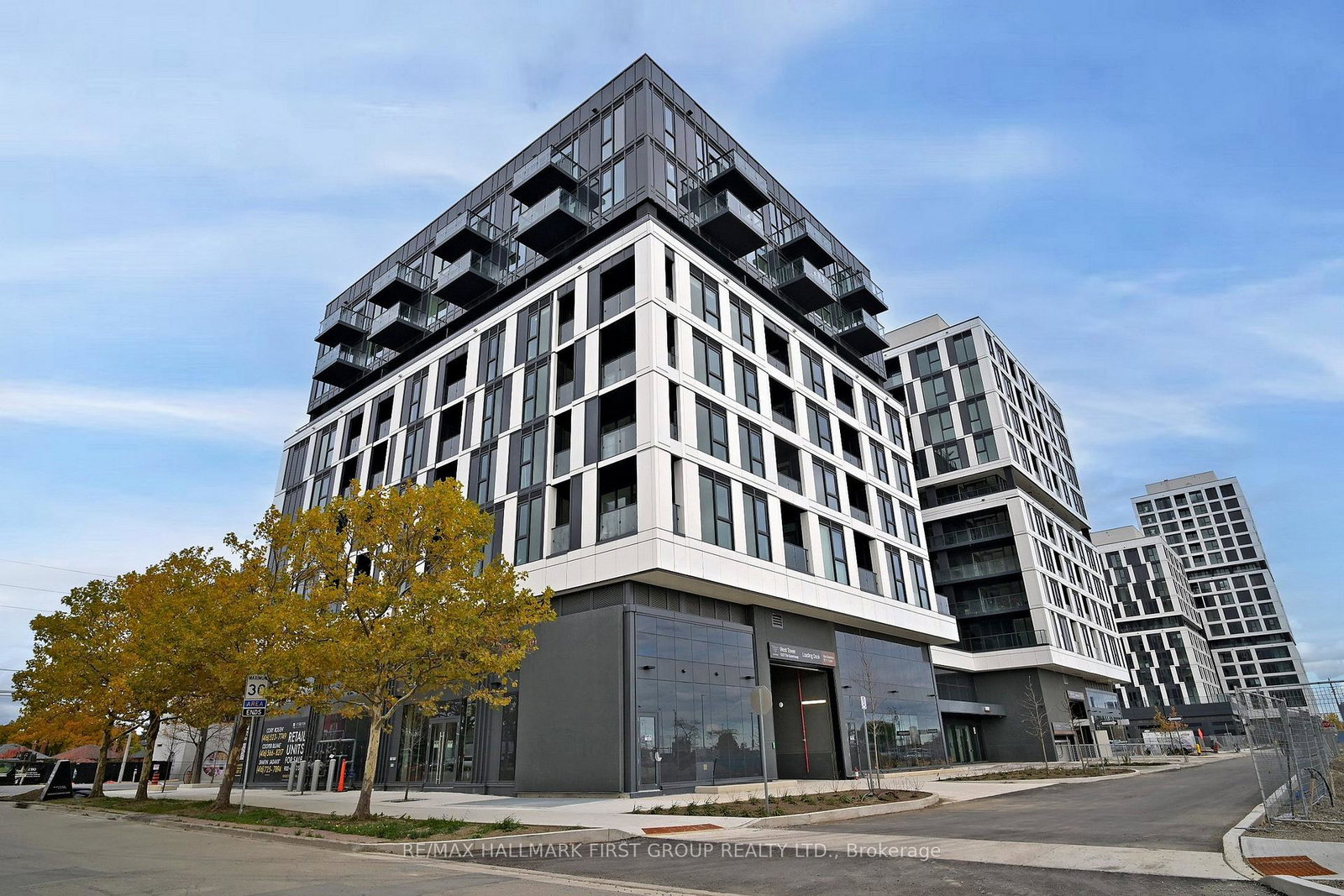 1037-the-queensway-avenue-etobicoke-ontario-w12541142