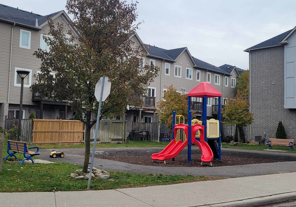19-piggott-mews-north-york-ontario-w12541170
