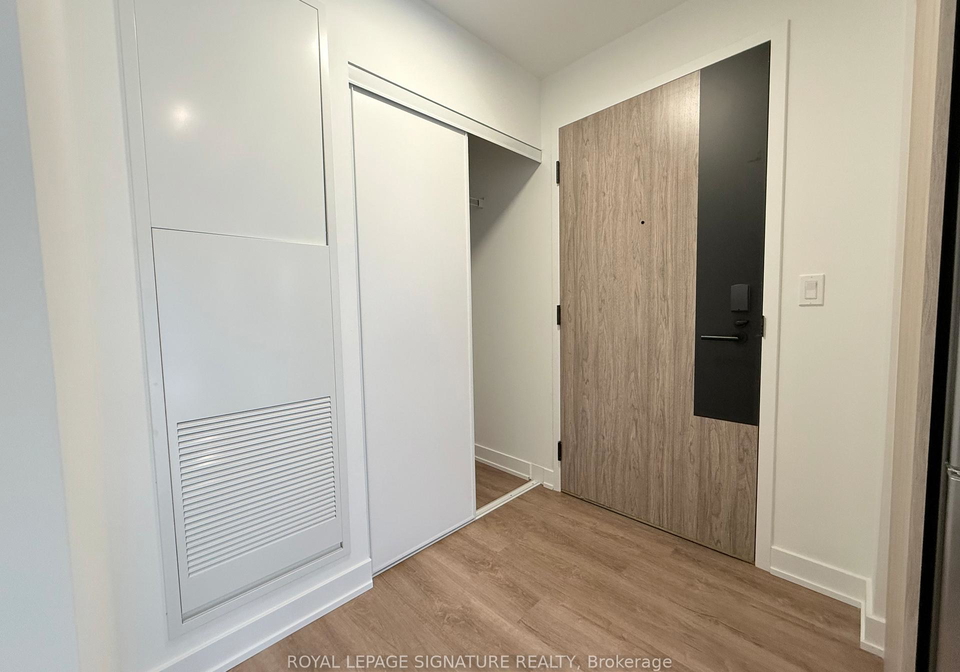 1007-the-queensway-etobicoke-ontario-w12541754