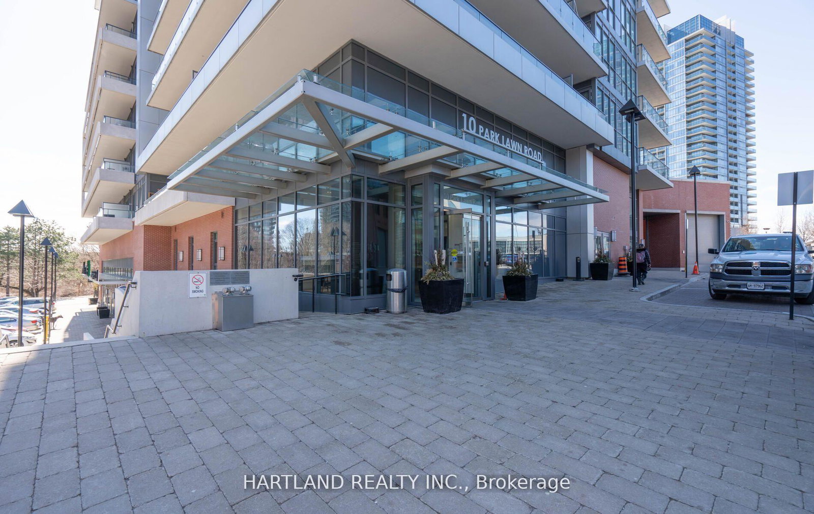 10-park-lawn-road-etobicoke-ontario-w12541834